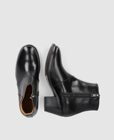 Unique 682 - Black