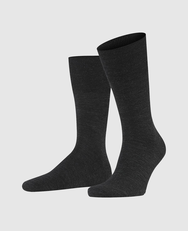 Falke "Airport" short - anthracite mel.
