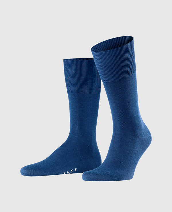 Falke "Airport" short - royal blue