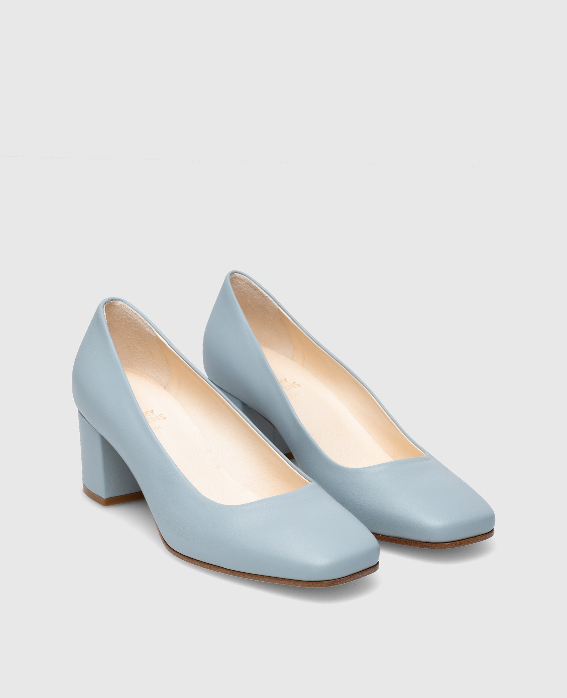 Audrey P50 Pumps in Ice Blue - Henry Stevens | Shoepassion