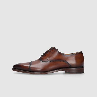 Men's dress shoes