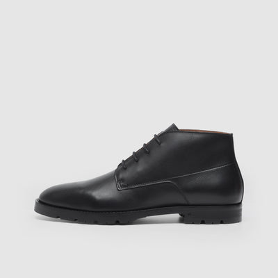 Chukka boots for men