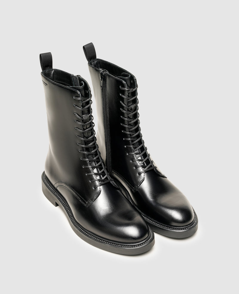 Alex W - Black